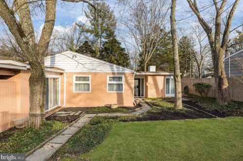 87 Harris Rd, Princeton, NJ 08540-3376
