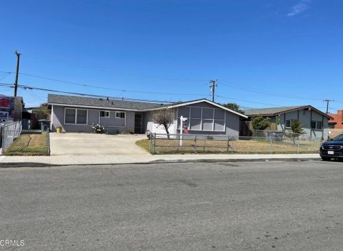 1111 Kamala St, Oxnard, CA 93033-3316