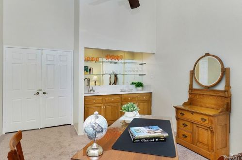 6 Descanso, Irvine CA  92620-1843 exterior