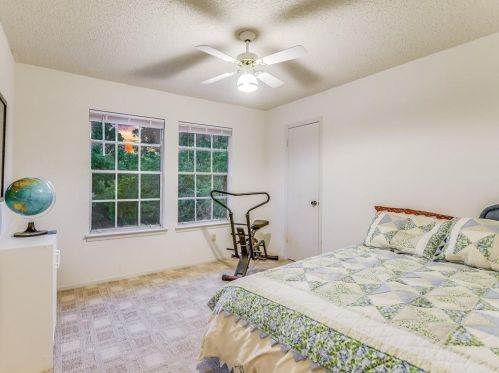 6515 Fair Vly Trl, Austin TX  78749-1250 exterior