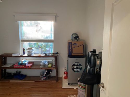 5 Ash Via, Anaheim CA  92801-1022 exterior