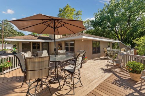 795 Heinel Dr, Saint Paul MN  55113-2152 exterior