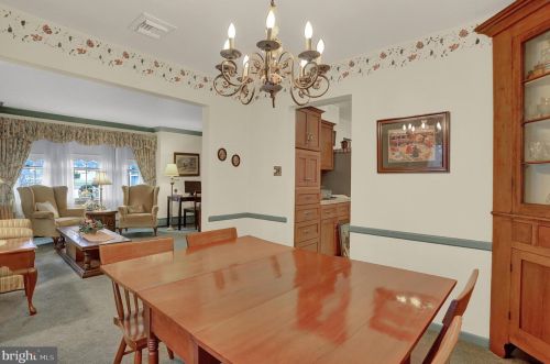 966 Mccosh St, Hanover PA 17331-1833 exterior