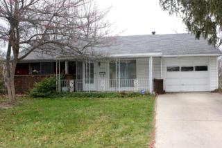 333 Empire Dr, Columbus OH  43230-2411 exterior