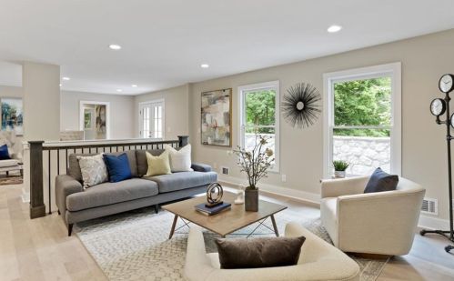 4904 Lakeside Dr, Atlanta GA  30360-1760 exterior