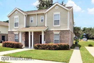 1510 Waldburg St, Savannah GA  31404-2172 exterior