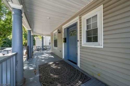 612 Irvine Turner Blvd, Newark, NJ 07112-2760