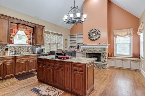 2305 Lochinver Ln, Conyers GA  30094-6852 exterior