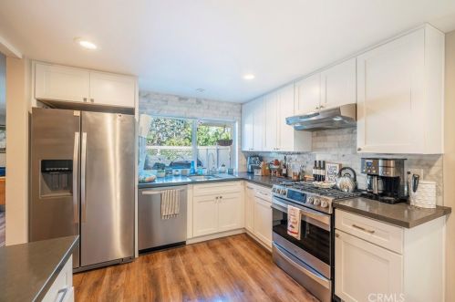 9 Cherry, Irvine CA  92612-2313 exterior