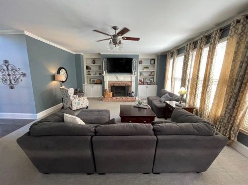 4960 Woolton Hill Ln, Suwanee, GA 30024-3321