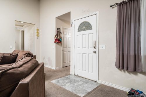 14247 Savanna St, El Mirage, CA 92301-5506