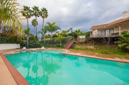 2324 Percussion Ct, El Cajon, CA 92019-2752