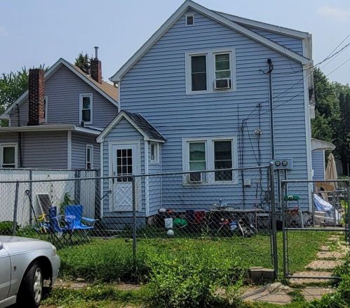 879 Hatch Ave, Saint Paul MN  55103-1329 exterior