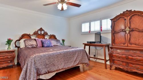 2347 Caracas St, Glendale CA  91214-3004 exterior