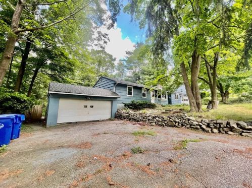 165 Albrecht Rd, Torrington, CT 06790-3513
