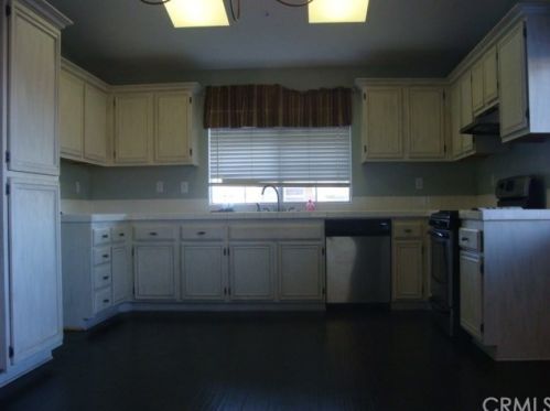 1471 Sunswept Dr, San Jacinto, CA 92582-6204