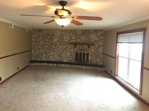 3307 Taylor Ave, Hazelwood, MO 63044-3050