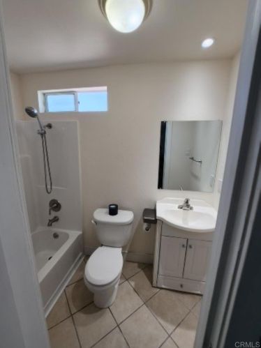 96 Palomar St, Chula Vista CA  91911-3007 exterior