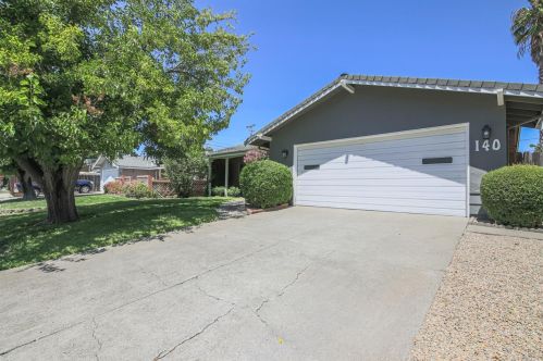 140 Deodara St, Vacaville, CA 95688-2747