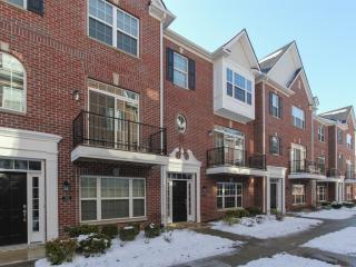 62 Monon Ln, Carmel IN  46032-1367 exterior
