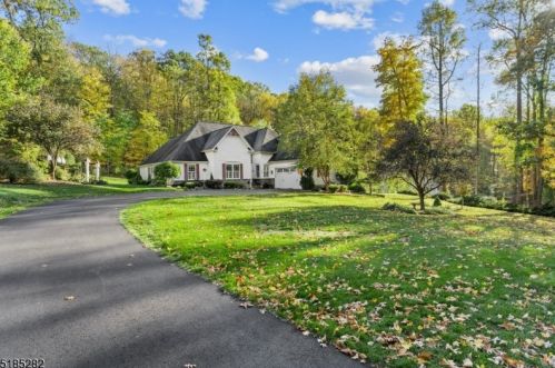 94 Catswamp Rd, Hackettstown NJ  07840-4643 exterior