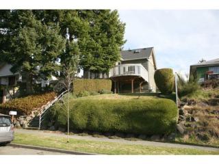 6050 42nd Ave, Seattle WA  98136-1610 exterior