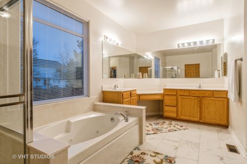 1500 Misty Ln, Lemont IL  60490-2035 exterior