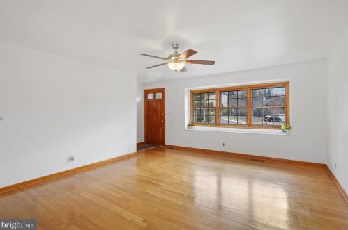 700 Bernadette Dr, Forest Hill, MD 21050-2714