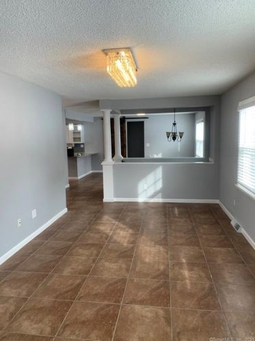 234 Oak Ridge Dr, Middletown CT  06457-1986 exterior