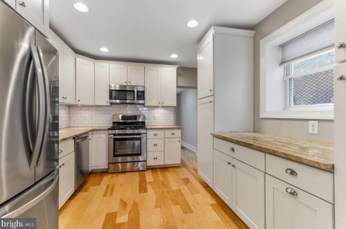 1837 Dickinson St, Philadelphia, PA 19146-4621