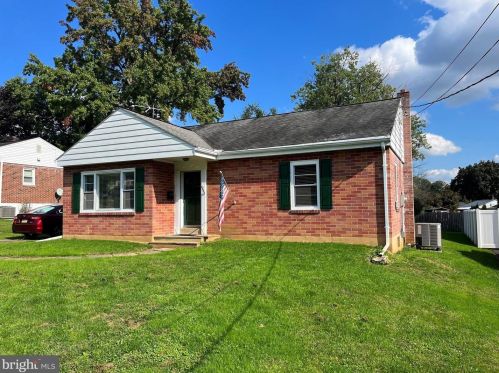 2008 Plymouth Rd, Lancaster, PA 17603-4227