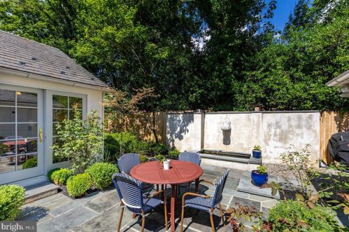 7 Armour Rd, Princeton NJ  08540-3003 exterior