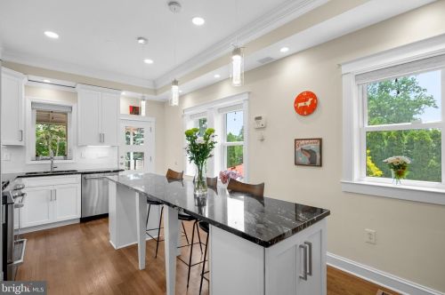 8409 Grove St, Silver Spring MD 20910-4761 exterior