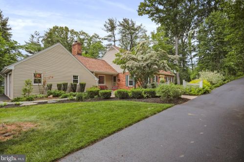 7214 Dogwood Ln, Middletown, MD 21769-7633