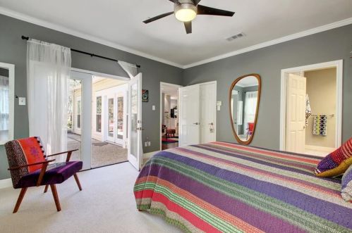 6904 Dogwood Holw, Austin TX  78750-8213 exterior