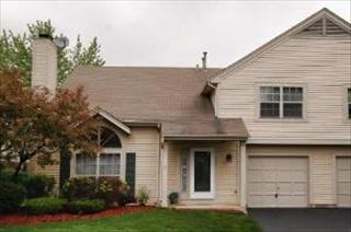1060 Knollwood Dr, Palatine, IL 60067-2188