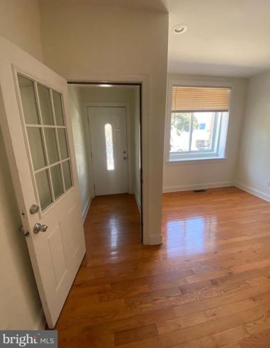 1203 13th St, Philadelphia PA  19147-4530 exterior