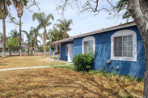 9435 Philbin Ave, Riverside CA  92503-8616 exterior