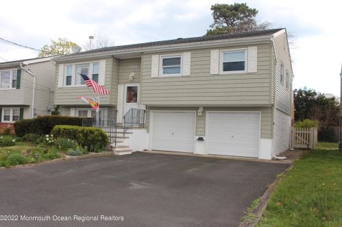 1122 Leonard Rd, Point Pleasant Beach, NJ 08742-4436