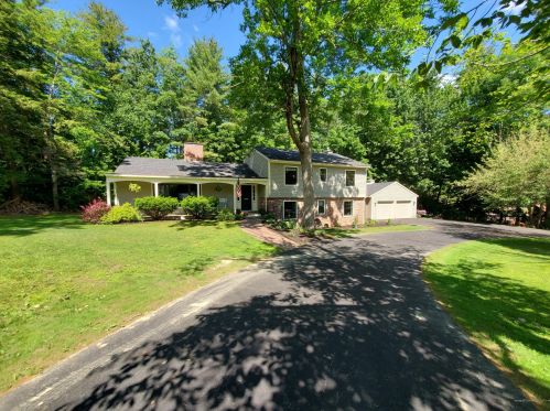 62 Ganneston Dr, Augusta, ME 04330-6244