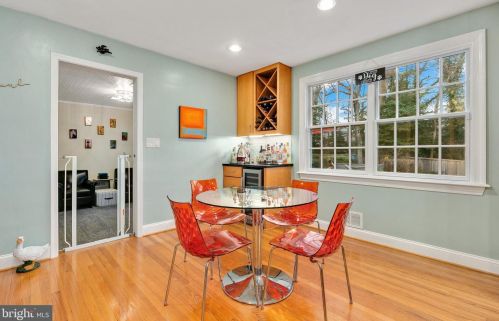 322 Northwest Dr, Silver Spring MD 20901-1431 exterior