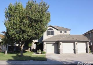 2010 Zoe Ln, Manteca, CA 95336-7035