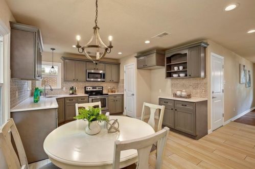 5425 Fursman Ave, Fort Worth TX  76114-4507 exterior