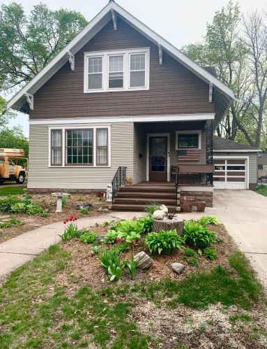 406 3rd St, Canby, MN 56220-1243