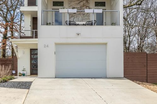 24 Hutchinson St, Atlanta GA  30307-2823 exterior