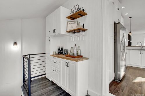 815 4th Ave, Denver CO  80218-3772 exterior