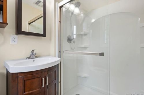 120 Wentworth Dr, Wapping CT  06074-1259 exterior