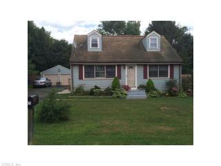 16 Sunrise Cir, Wallingford, CT 06492-3225