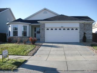 225 Homestead Way, Denver, CO 80601-4566