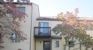 5 Lake Ct, Flemington, NJ 08822-2050